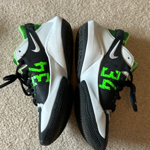Nike Zoom Freak 2 Naija Shoes - Picture 5 of 10